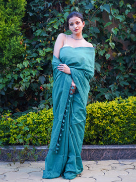 Aster- Plain Handloom Saree