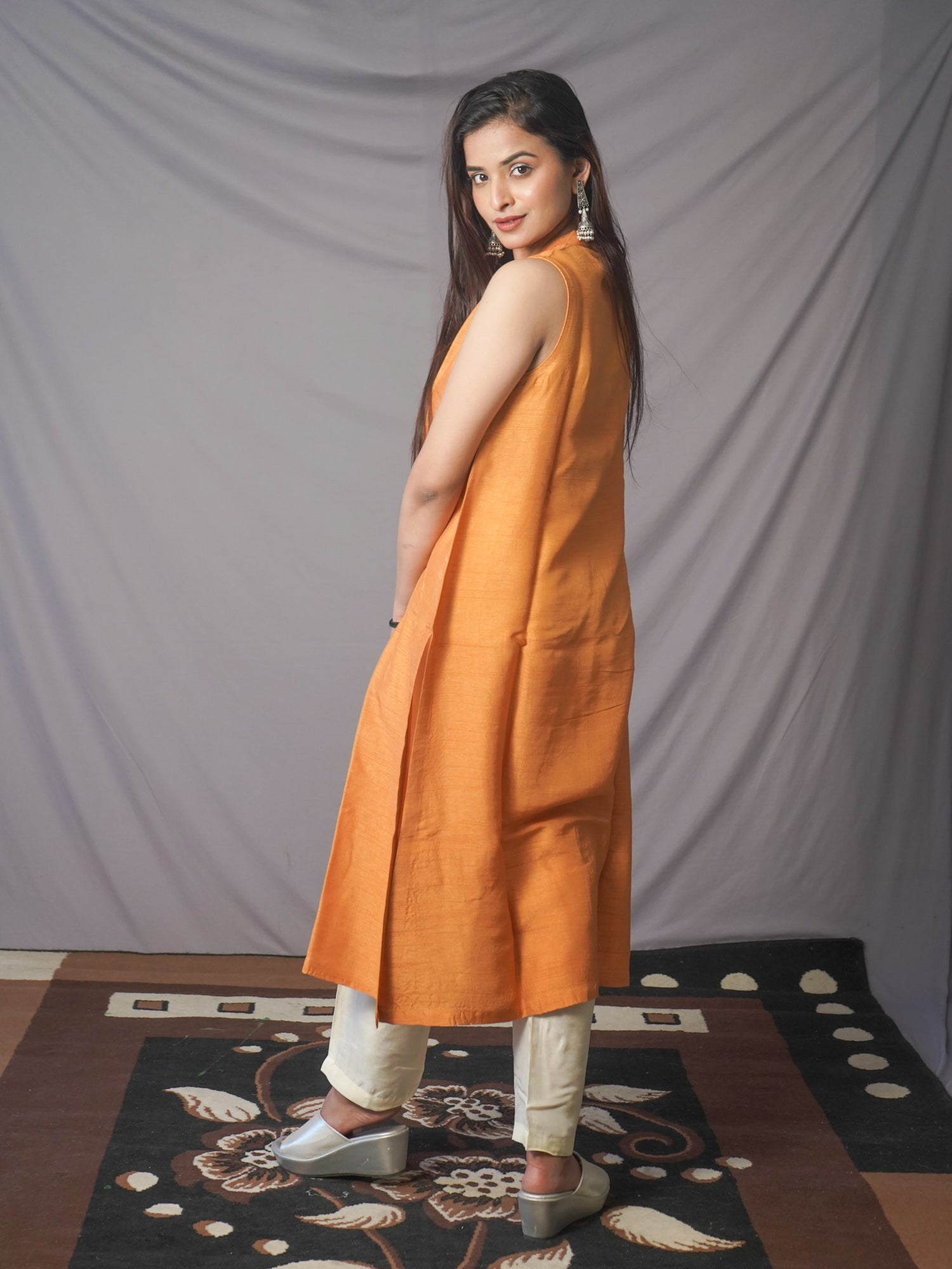 Silk- Sleeveless Kurta Bottom Set